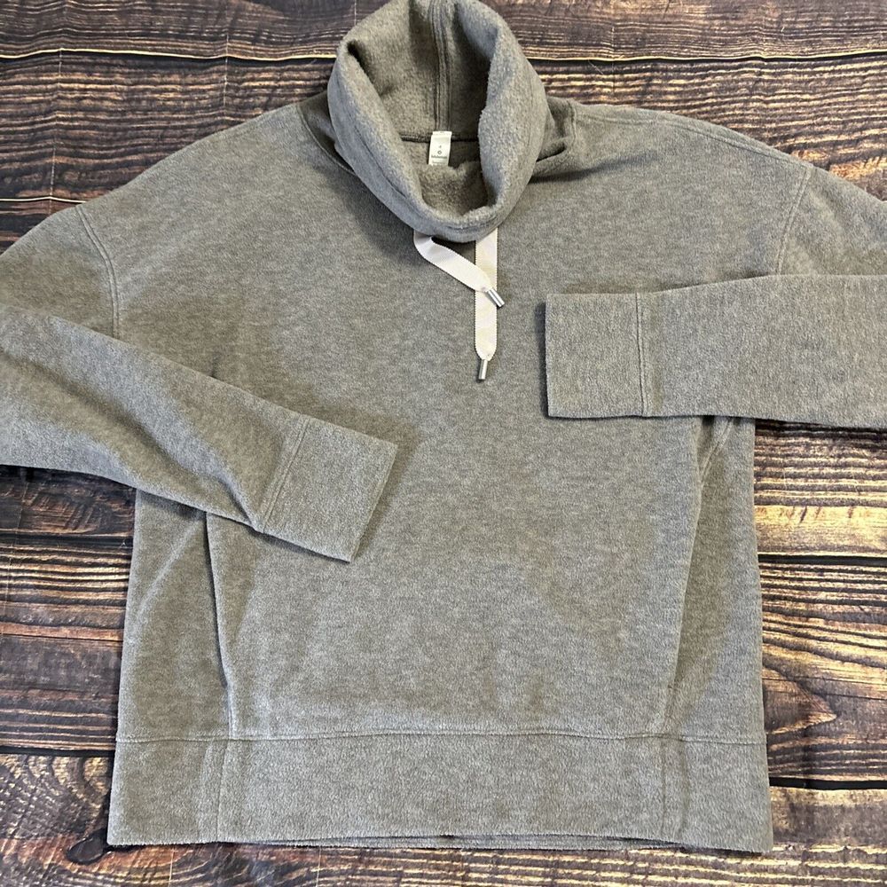 Lululemon Go Forward Pullover Fleece Womens 4 Gray/pink Long Sleeve Cowl Funnel